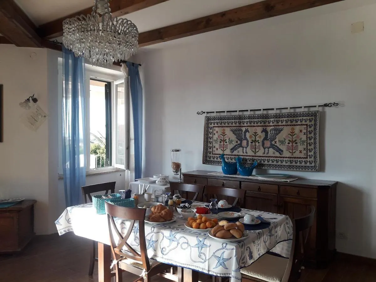 Il Ginepro Di Stintino Bed & Breakfast 0*,  Italy